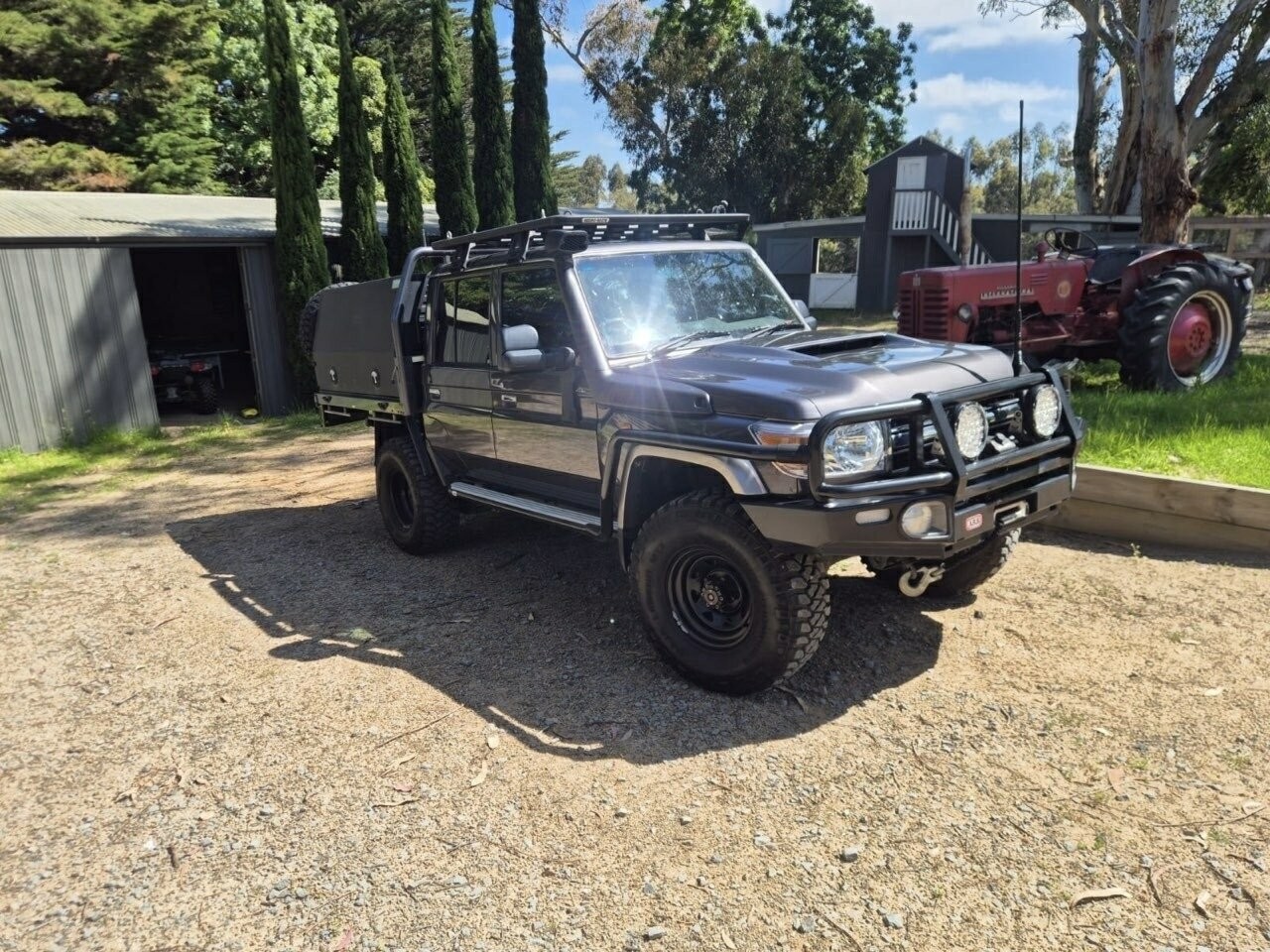 Toyota Landcruiser image 1