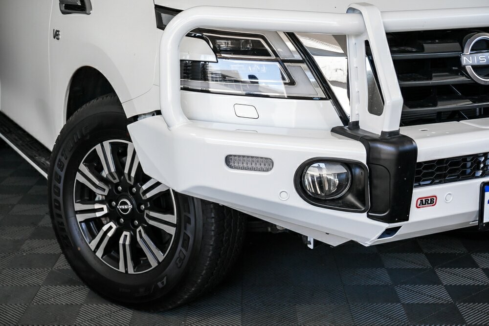 Nissan Patrol image 2