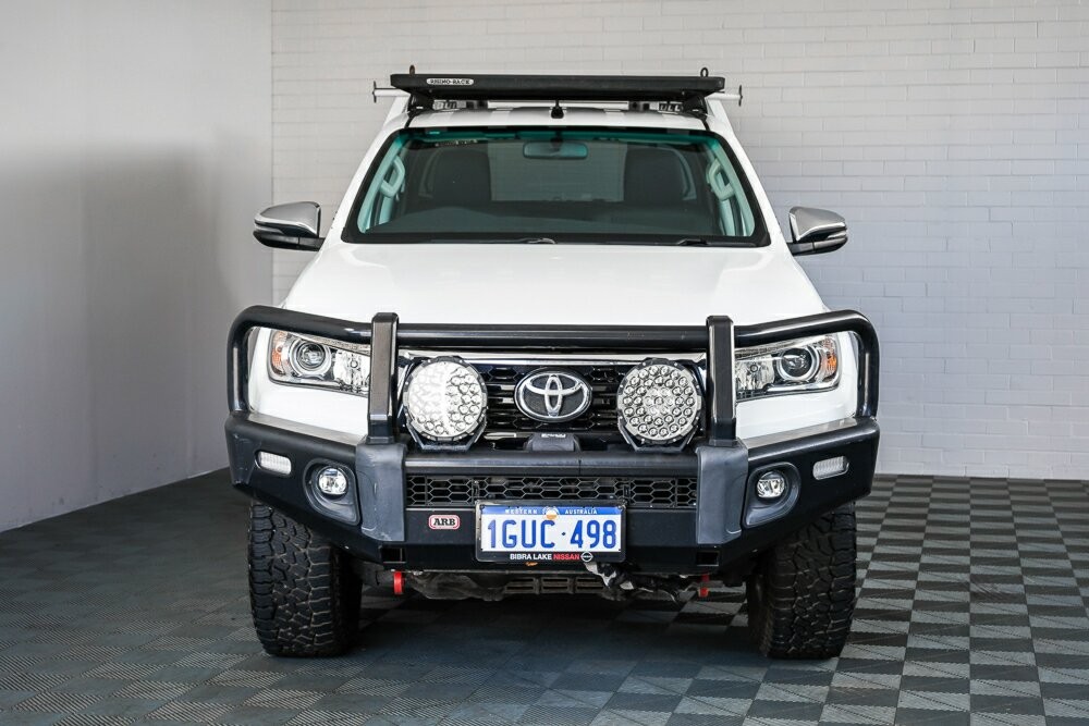 Toyota Hilux image 3