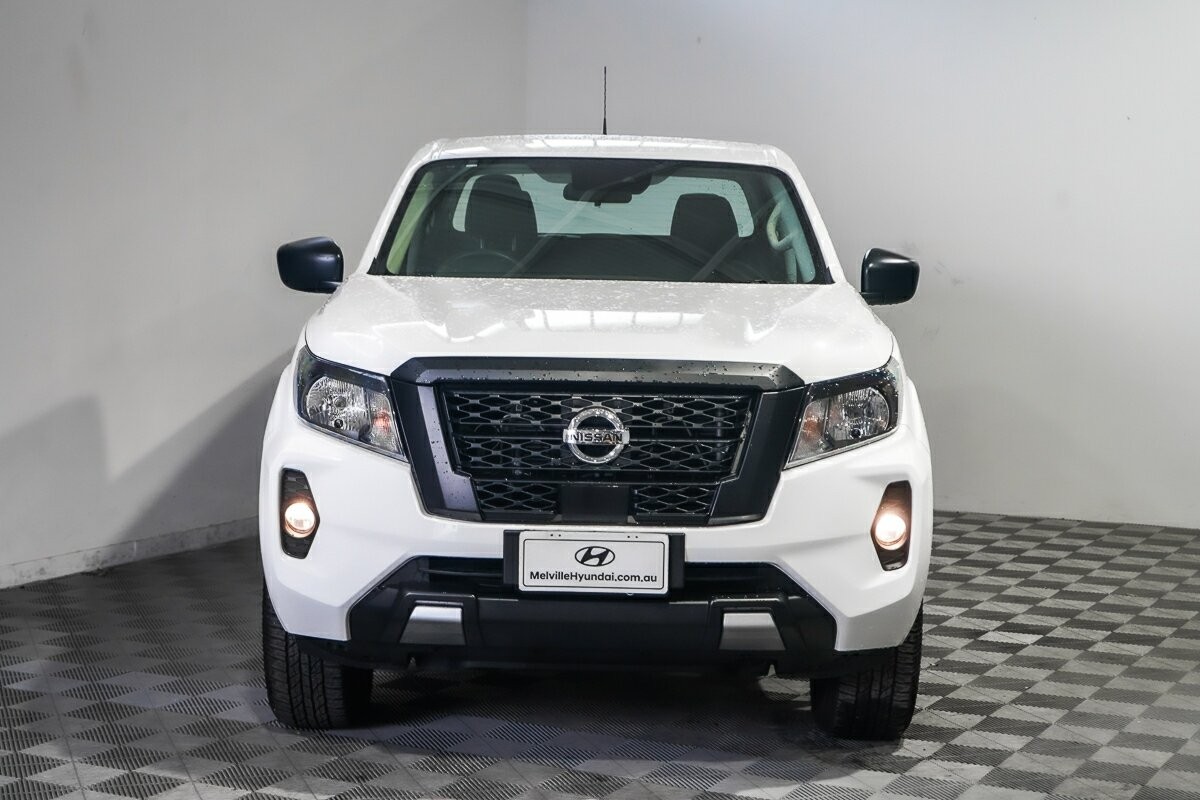 Nissan Navara image 3