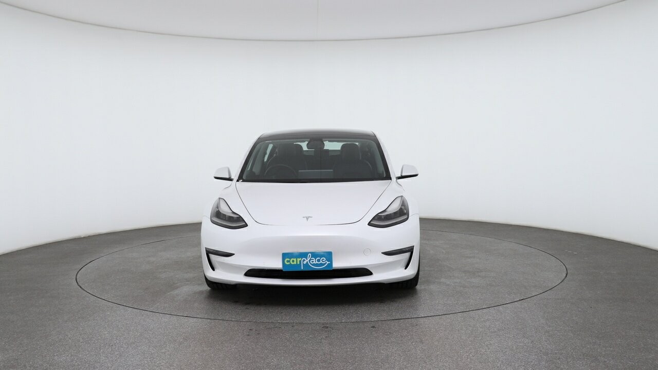 Tesla Model 3 image 2