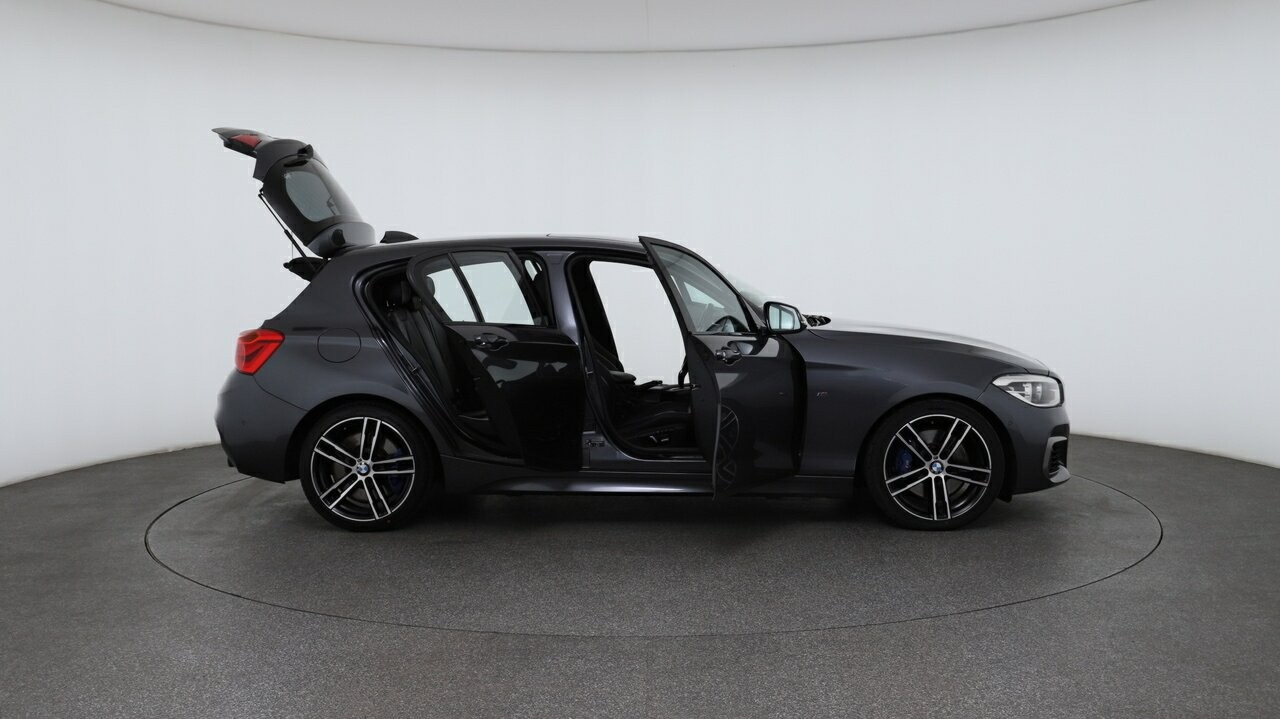 BMW 1 Series image 4