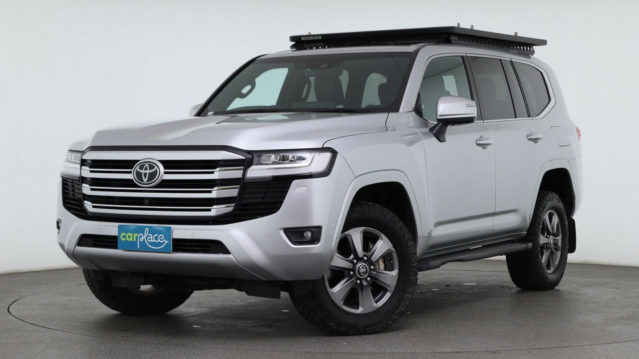 Toyota Landcruiser image 1