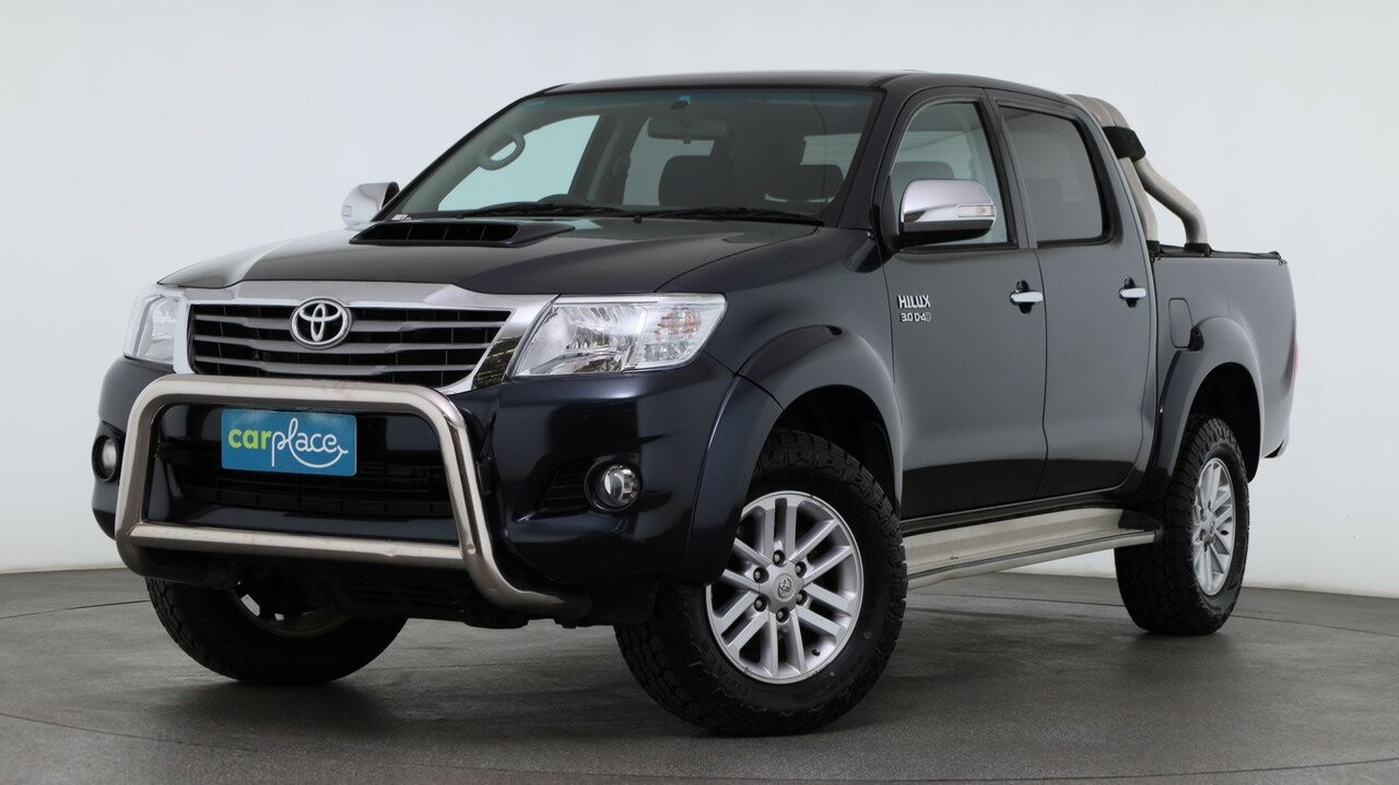 Toyota Hilux image 1