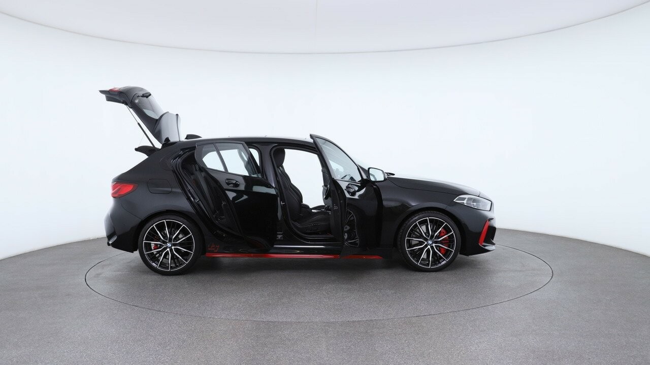 BMW 1 Series image 4