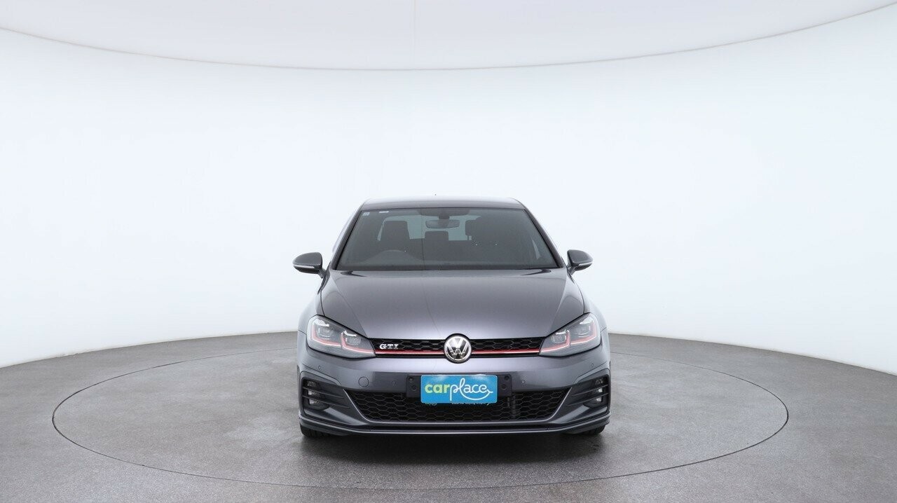 Volkswagen Golf image 2