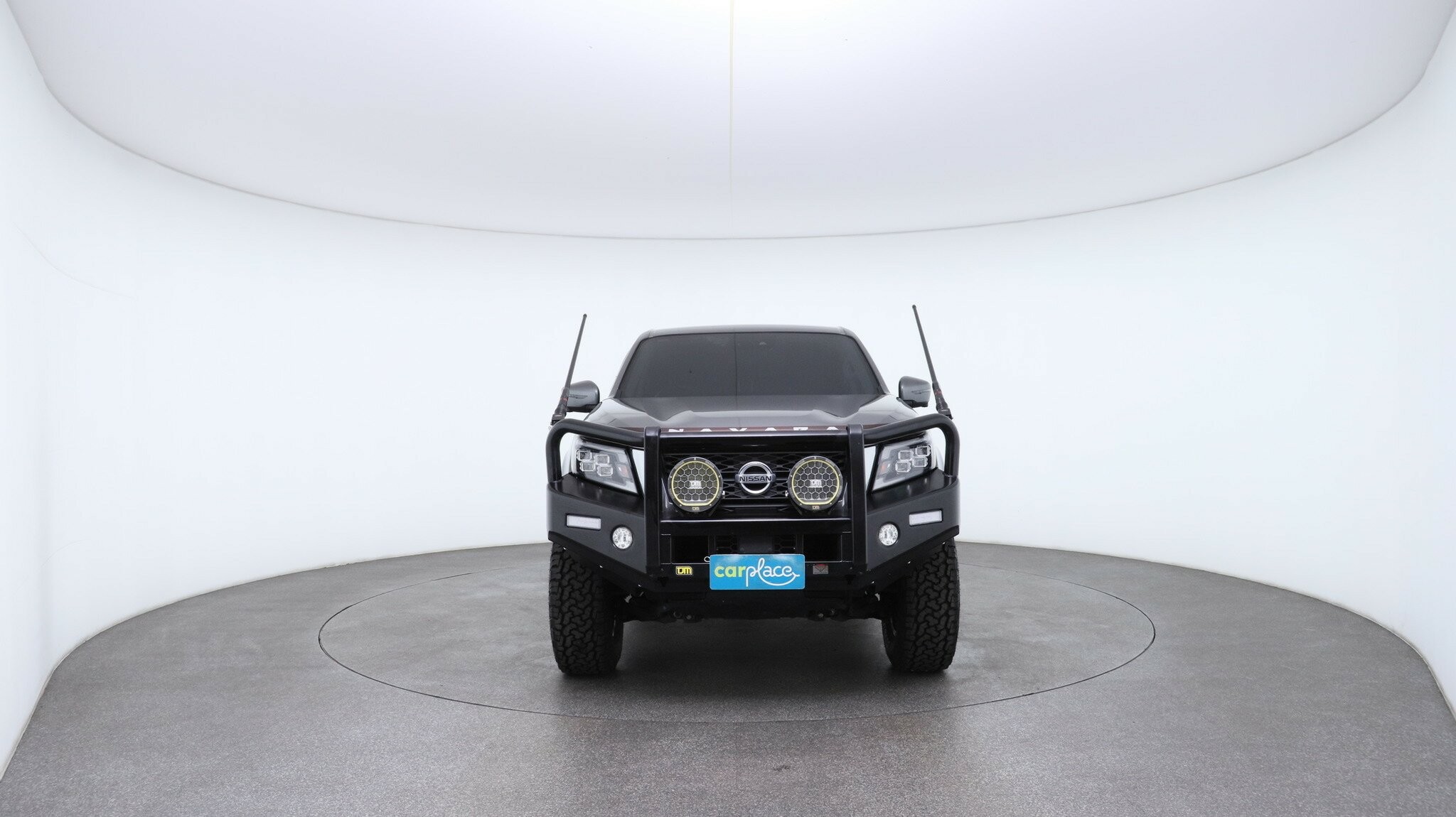 Nissan Navara image 3