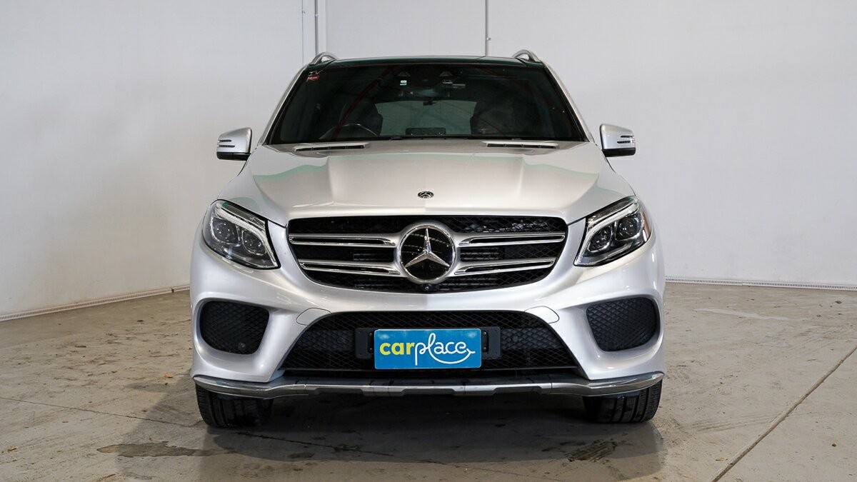 Mercedes Benz Gle-class image 2