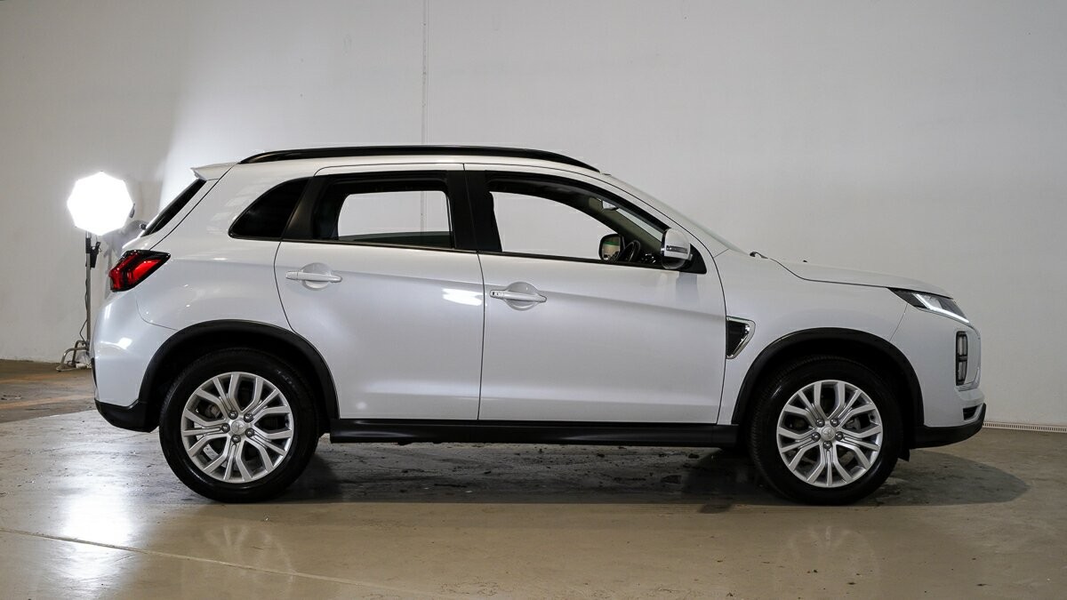 Mitsubishi Asx image 3