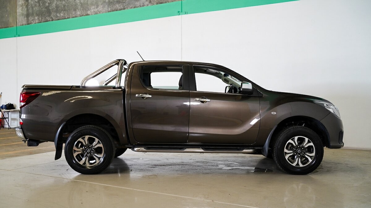 Mazda Bt-50 image 3