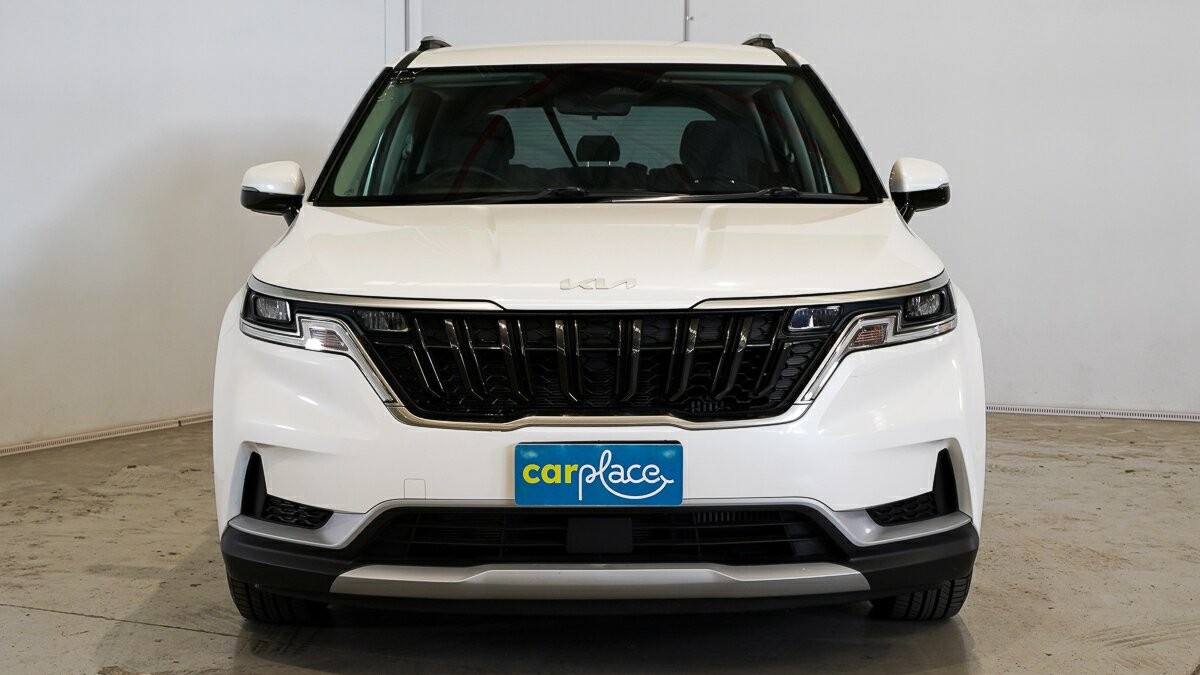 Kia Carnival image 2