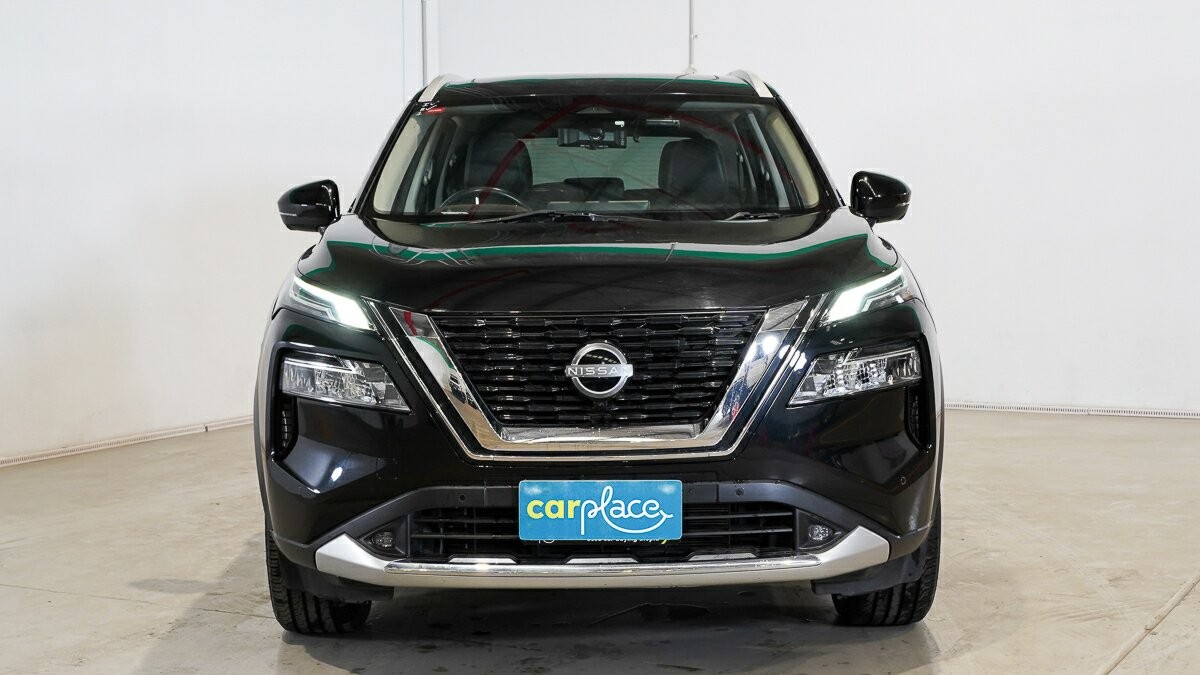 Nissan X-trail image 2