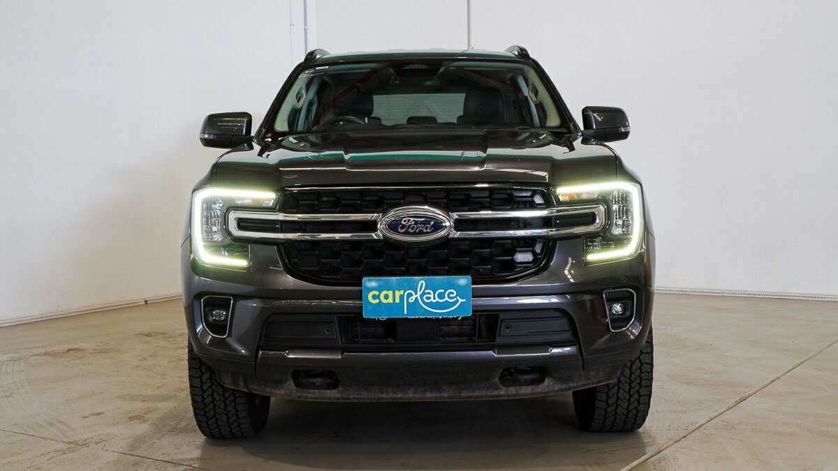 Ford Everest image 2