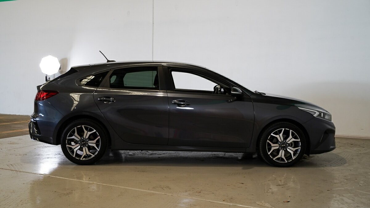 Kia Cerato image 3