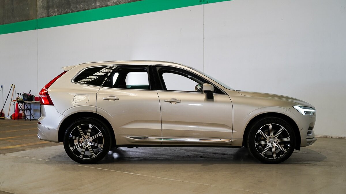 Volvo Xc60 image 3