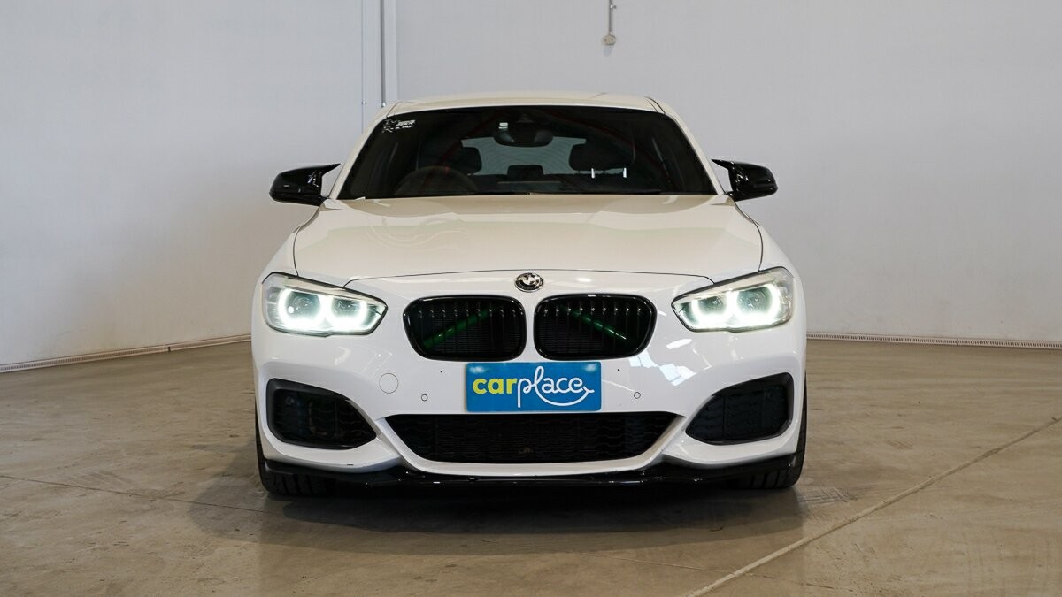 BMW 1 Series image 2