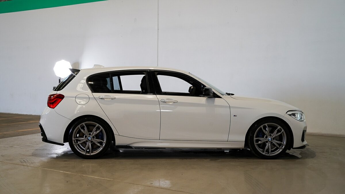BMW 1 Series image 3