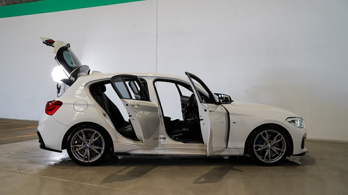 BMW 1 Series image 4