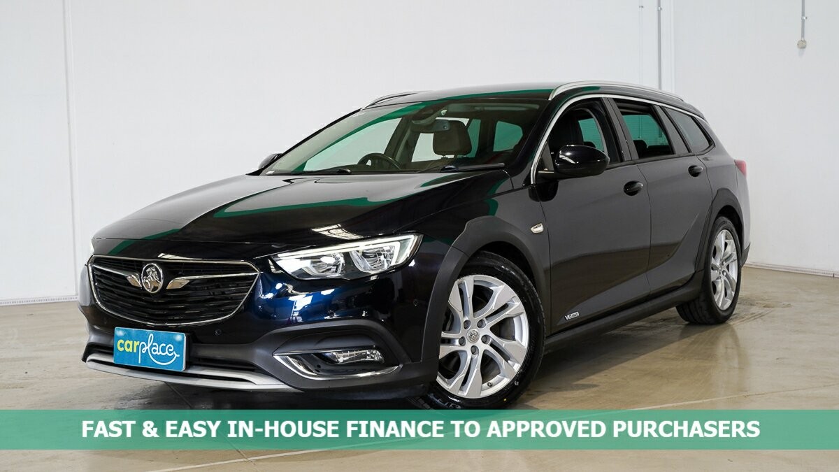 Holden Calais image 1