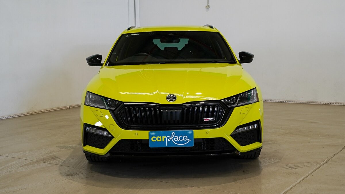 Skoda Octavia image 2