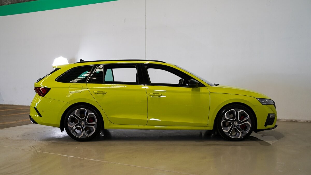 Skoda Octavia image 3