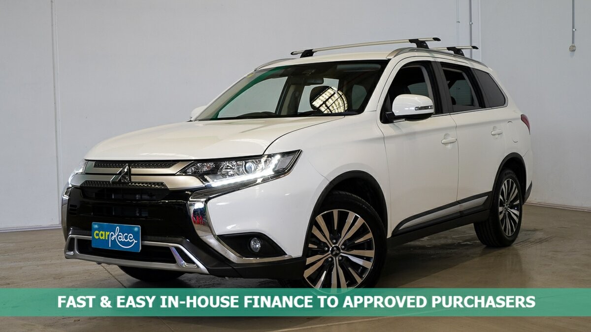 Mitsubishi Outlander image 1