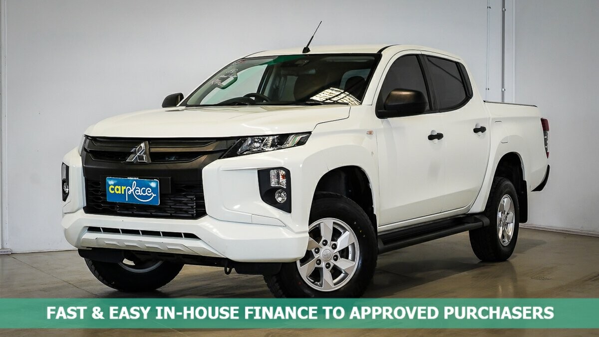 Mitsubishi Triton image 1