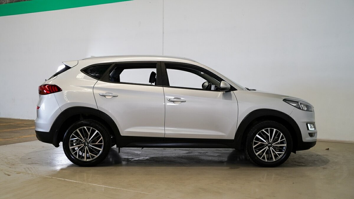 Hyundai Tucson image 3