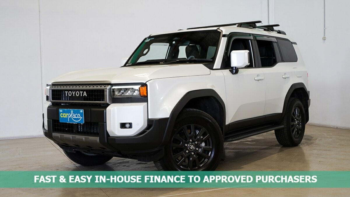 Toyota Landcruiser Prado image 1