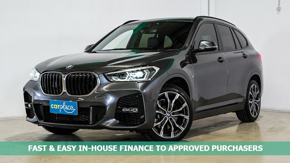 BMW X1 image 1