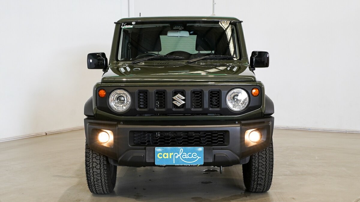 Suzuki Jimny image 2