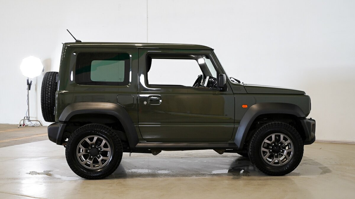 Suzuki Jimny image 3
