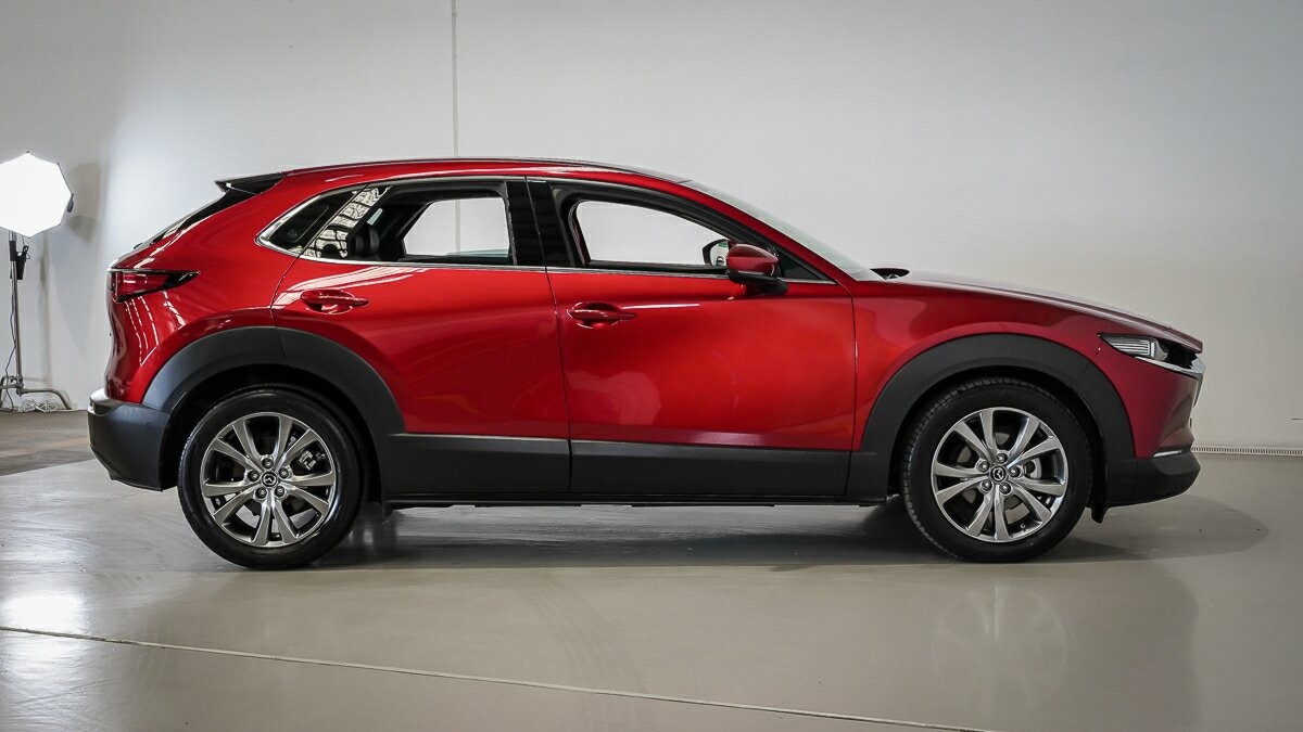 Mazda Cx-30 image 3