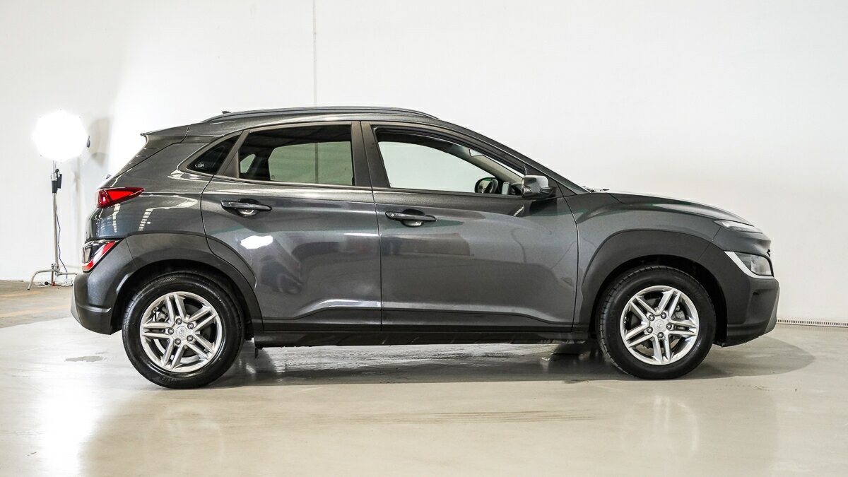 Hyundai Kona image 3