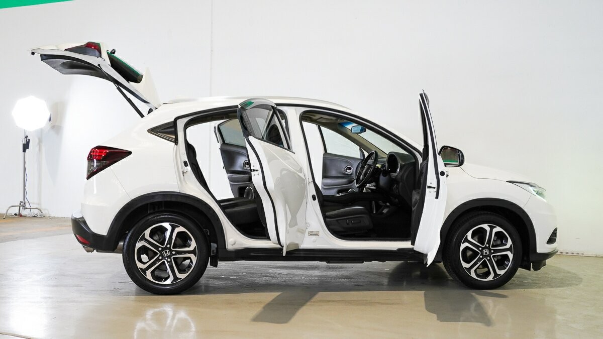 Honda Hr-v image 4