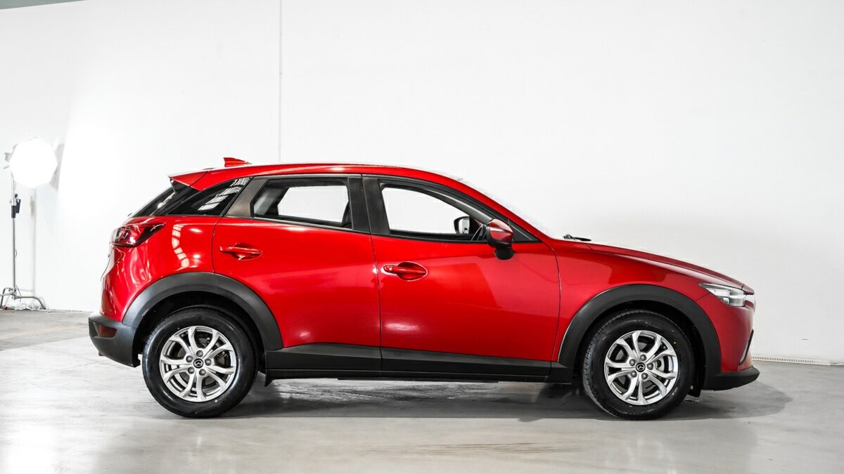Mazda Cx-3 image 3