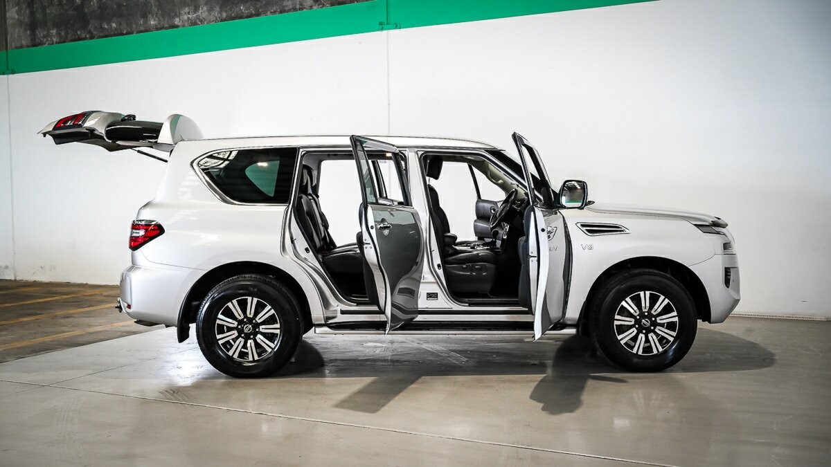 Nissan Patrol image 4