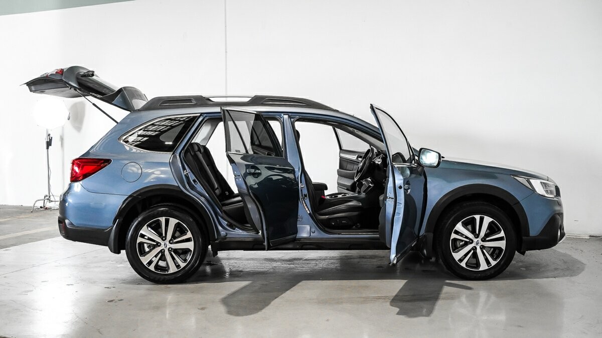 Subaru Outback image 3