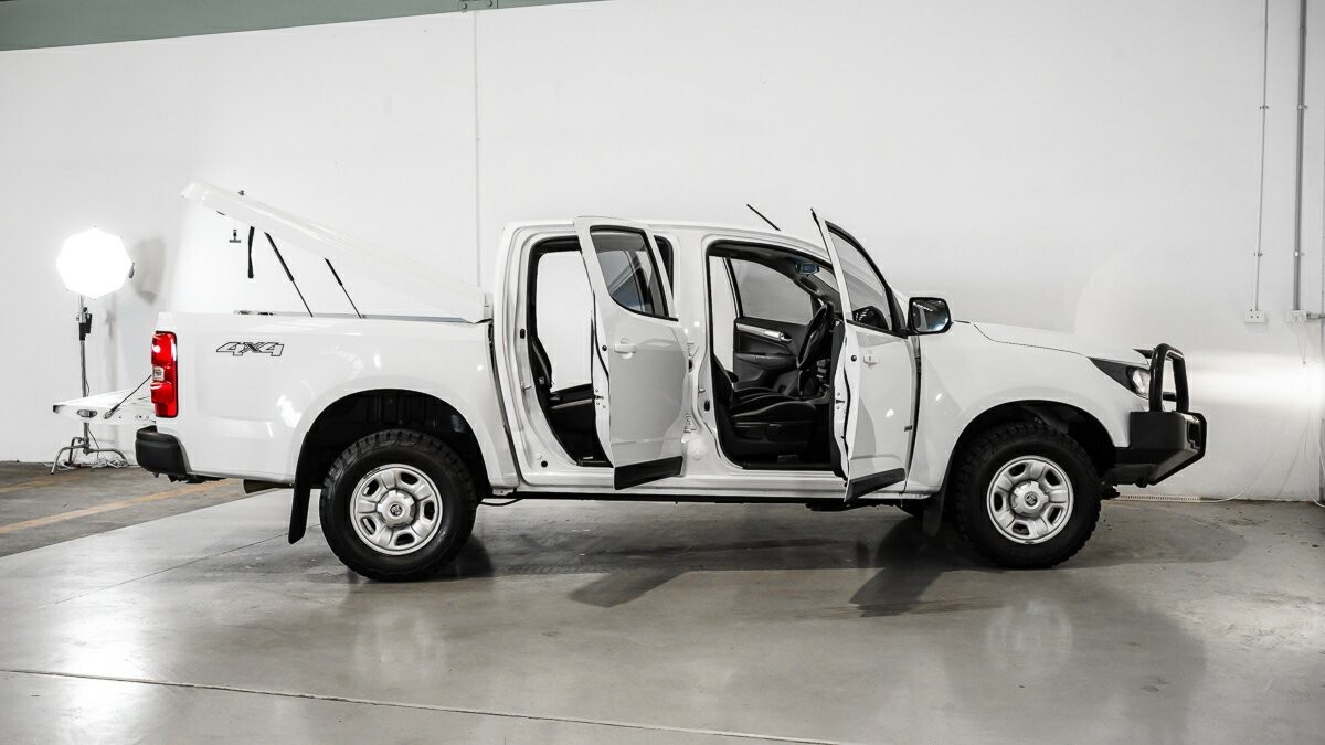 Holden Colorado image 4