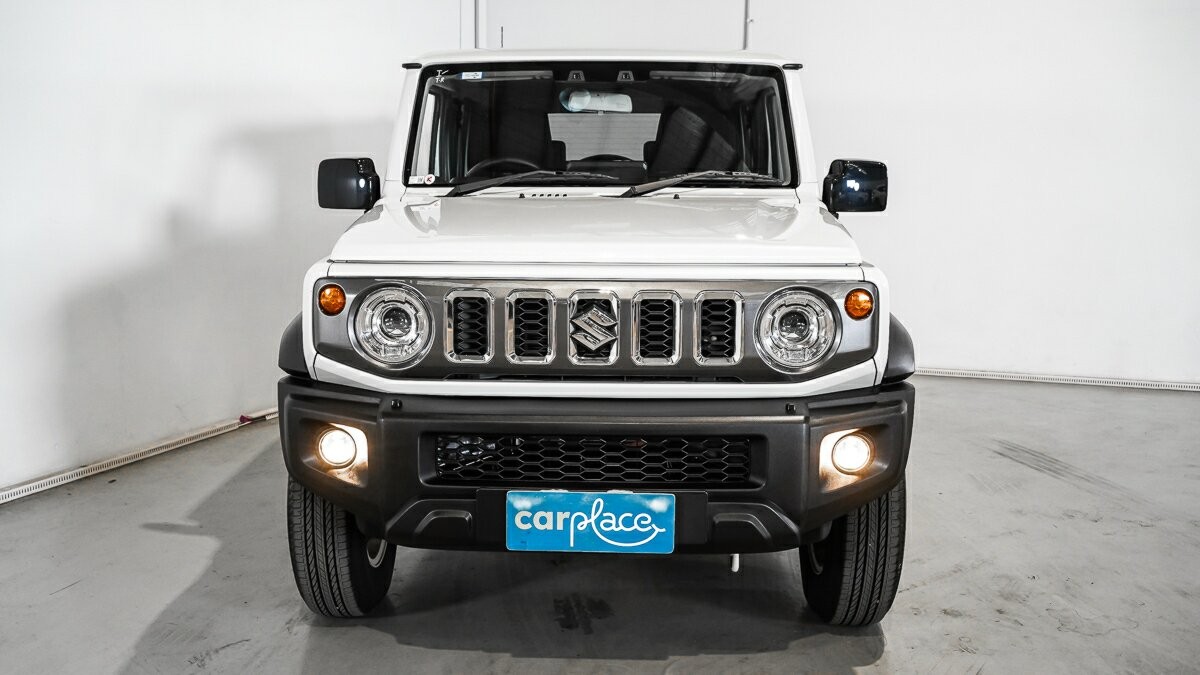 Suzuki Jimny image 2