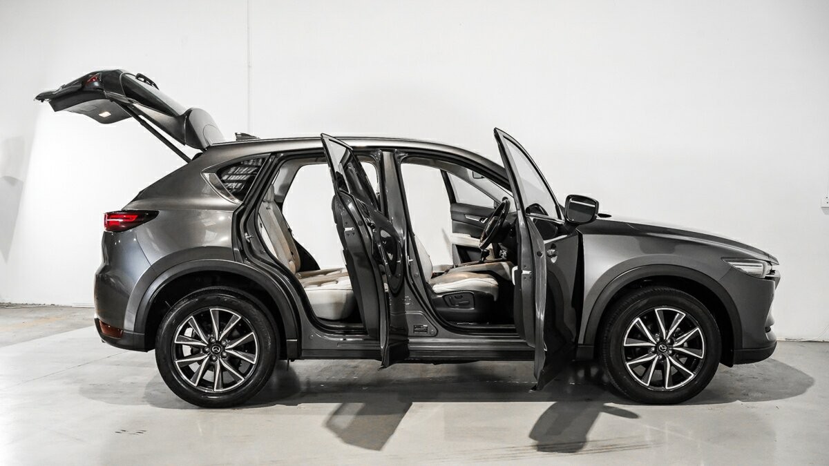 Mazda Cx-5 image 4