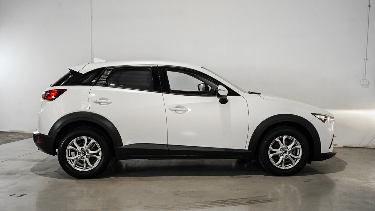 Mazda Cx-3 image 3