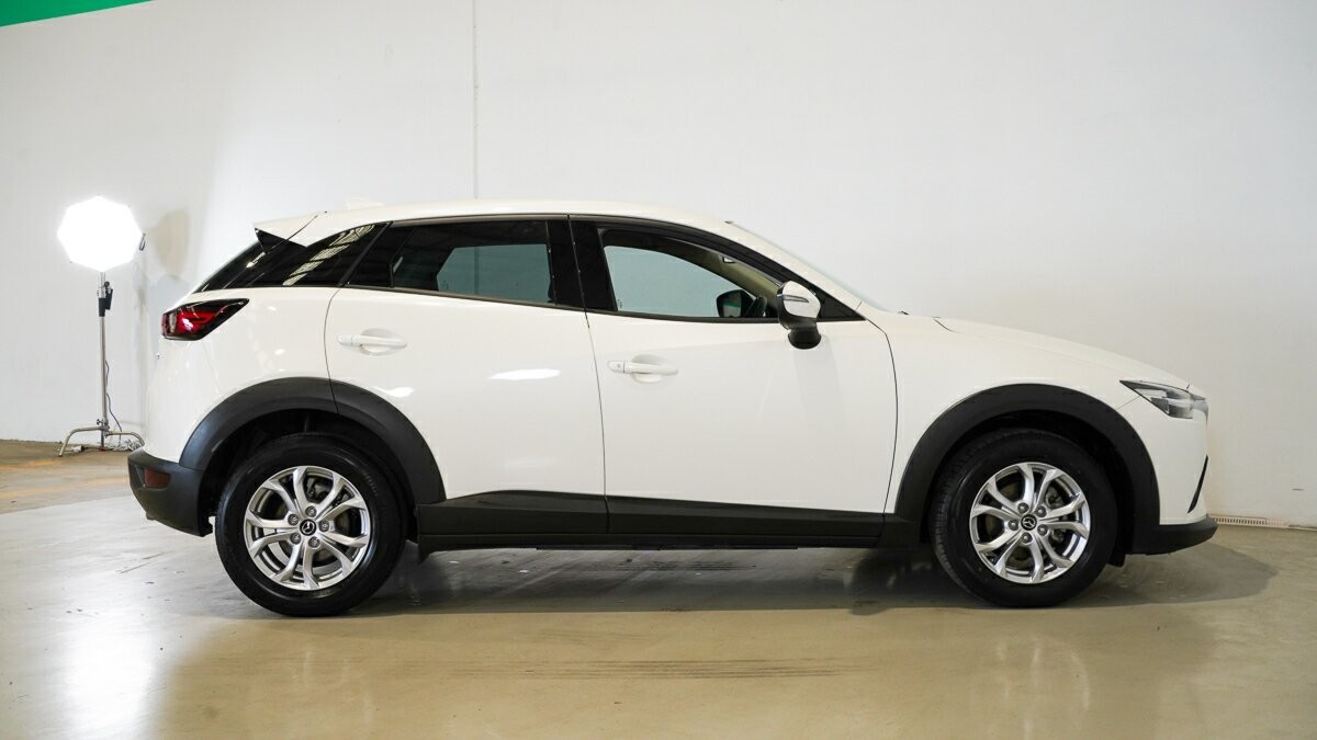 Mazda Cx-3 image 3