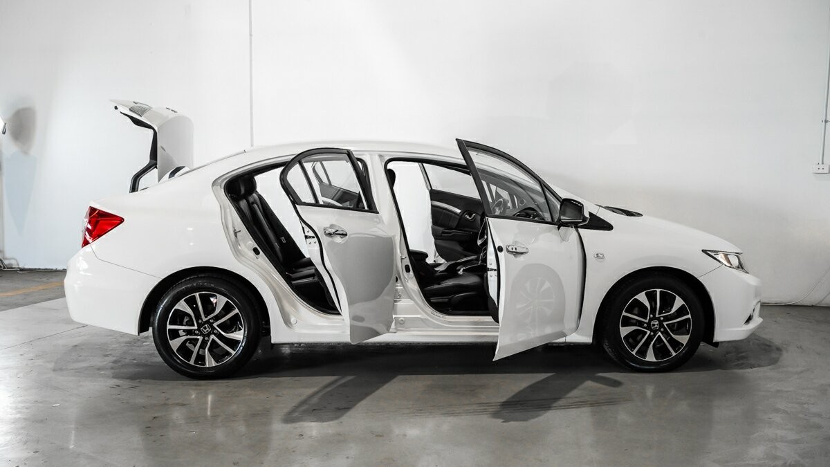 Honda Civic image 4