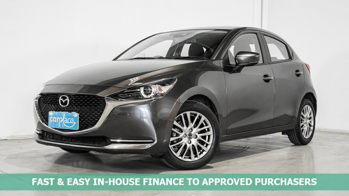 Mazda 2 image 1