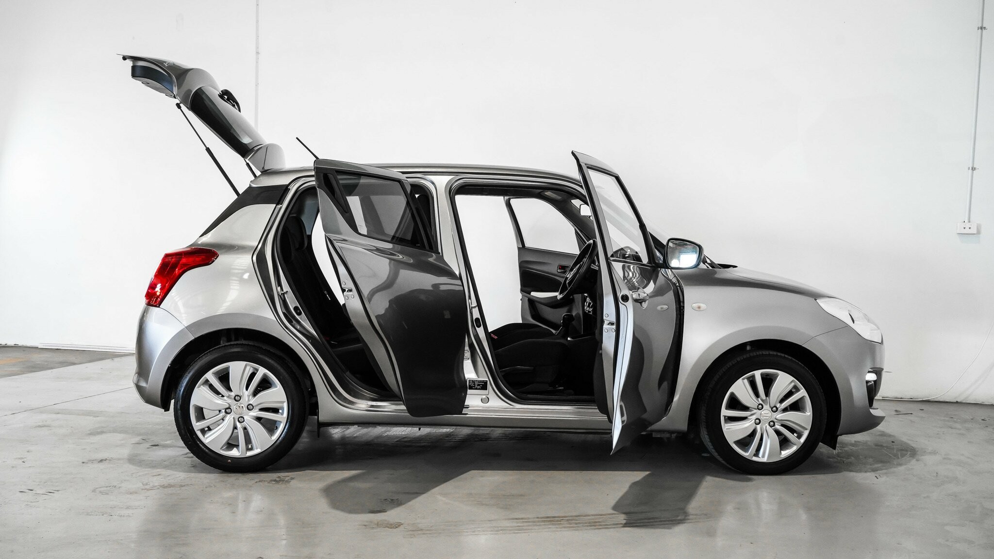 Suzuki Swift image 4