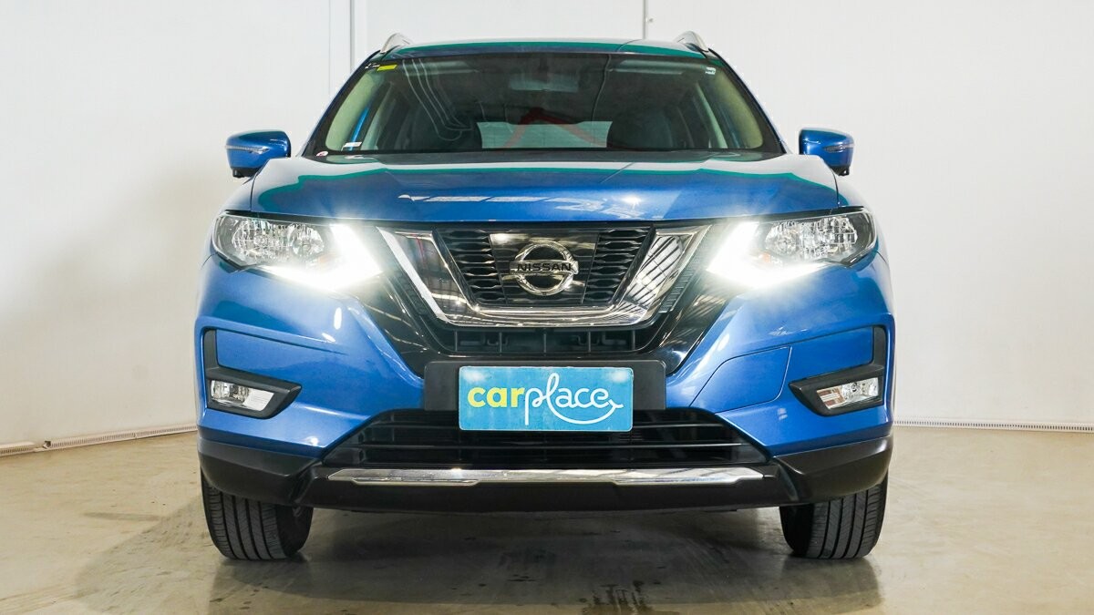 Nissan X-trail image 2
