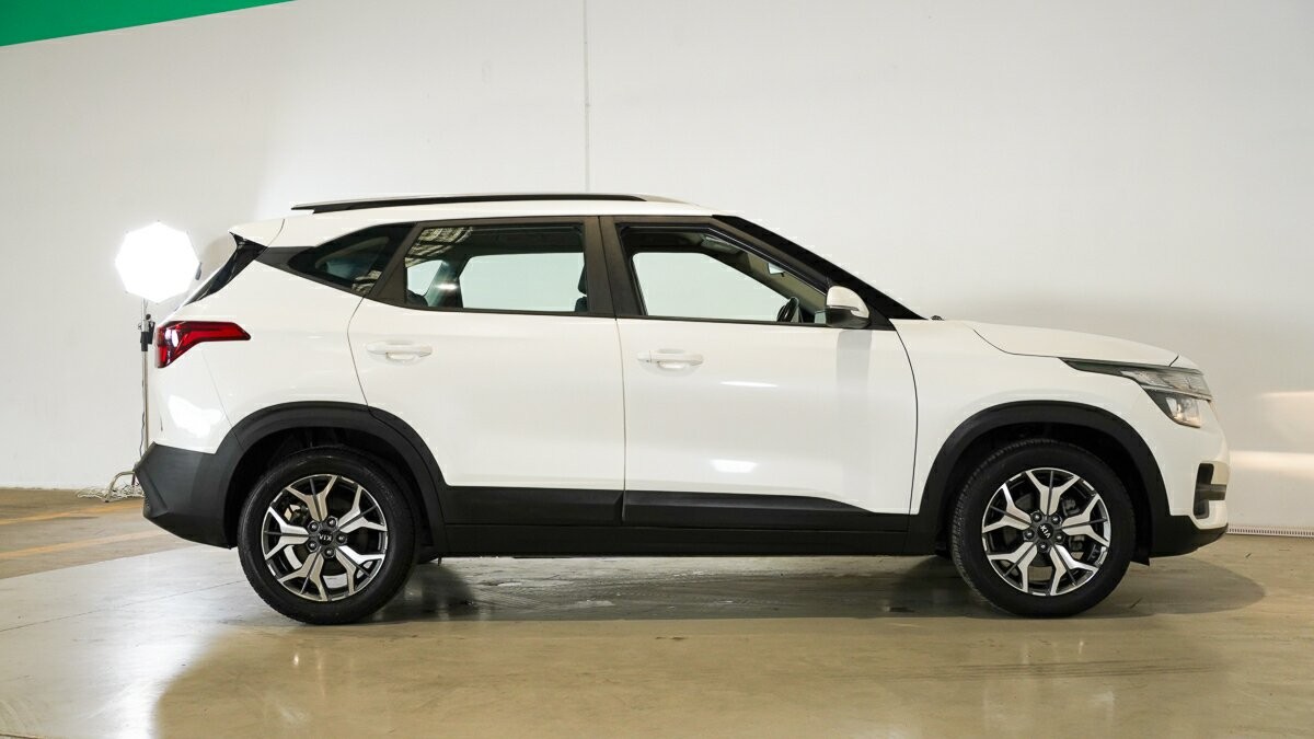 Kia Seltos image 3