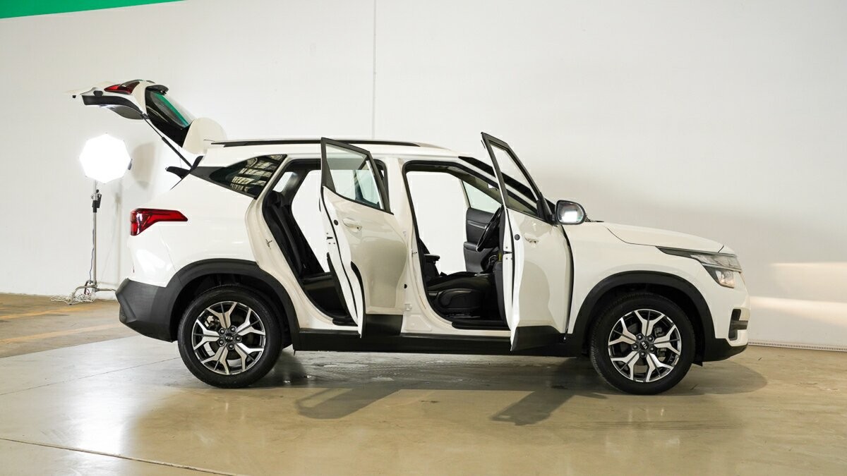 Kia Seltos image 4