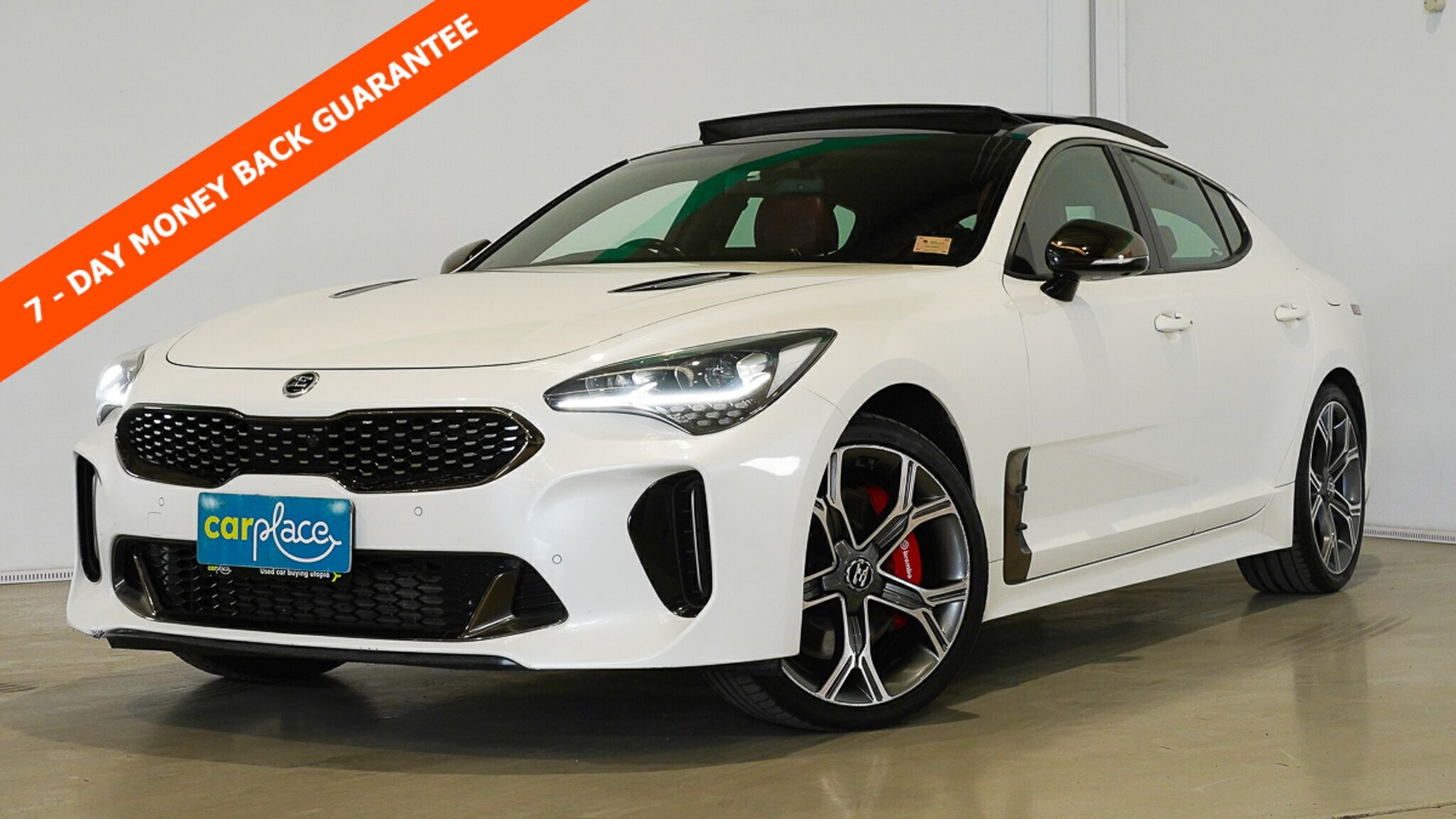 Kia Stinger image 1